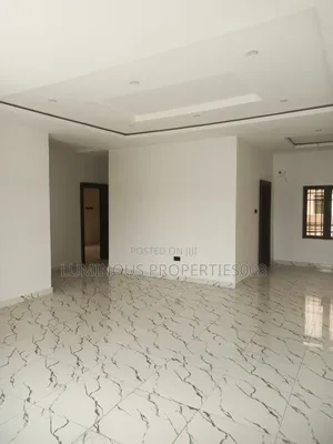 2bdrm Block of Flats in Tangerine Apartment, Gaduwa for sale