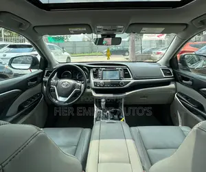 Toyota Highlander 2018 Silver
