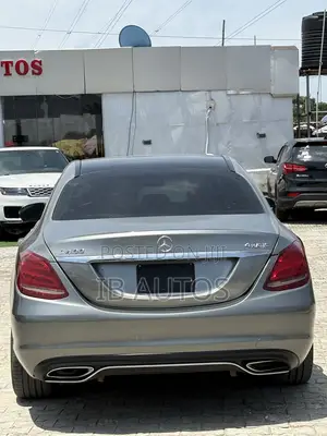 Mercedes-Benz C400 4Matic AWD Sedan (3.0L V6 7A) 2015 Gray