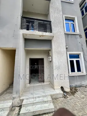 4bdrm Townhouse / Terrace in Wuye for rent