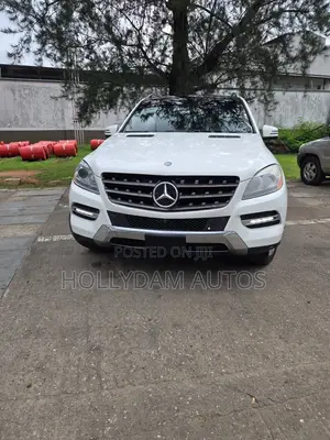 Mercedes-Benz M Class ML350 4MATIC 4dr SUV AWD (3.5L 6cyl 7A) 2015