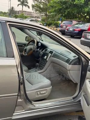 Lexus ES 330 2005 Gold