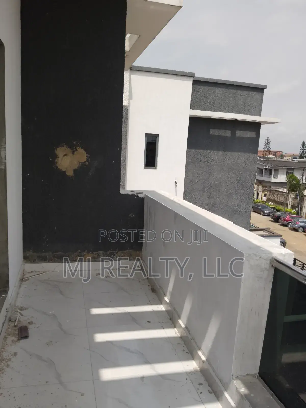 5bdrm Duplex in Phase 2 for sale