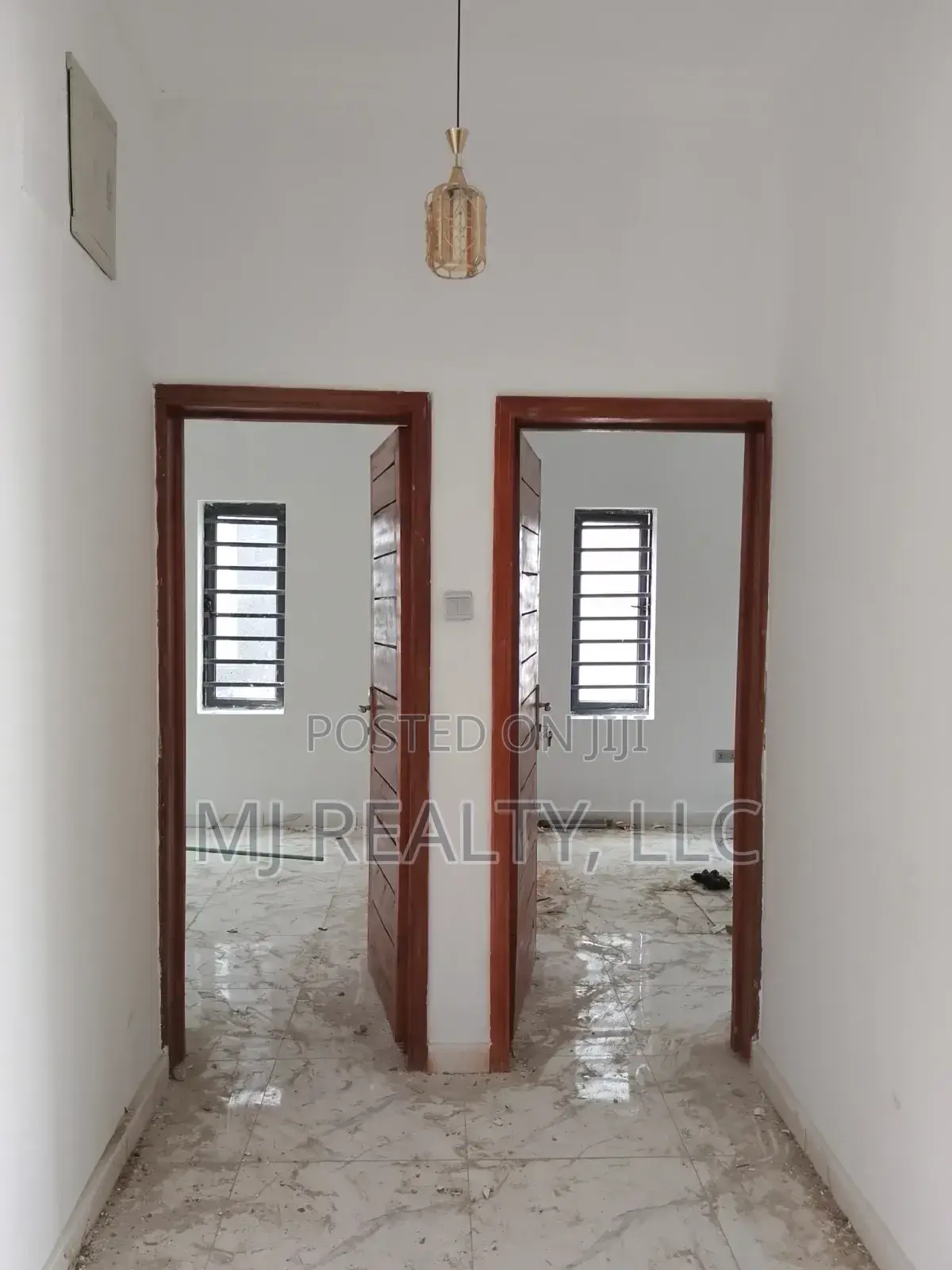 5bdrm Duplex in Phase 2 for sale