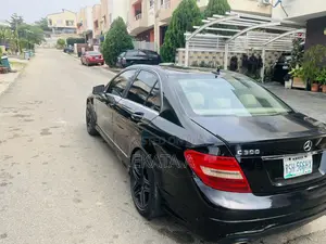 Mercedes-Benz C300 2013 Black