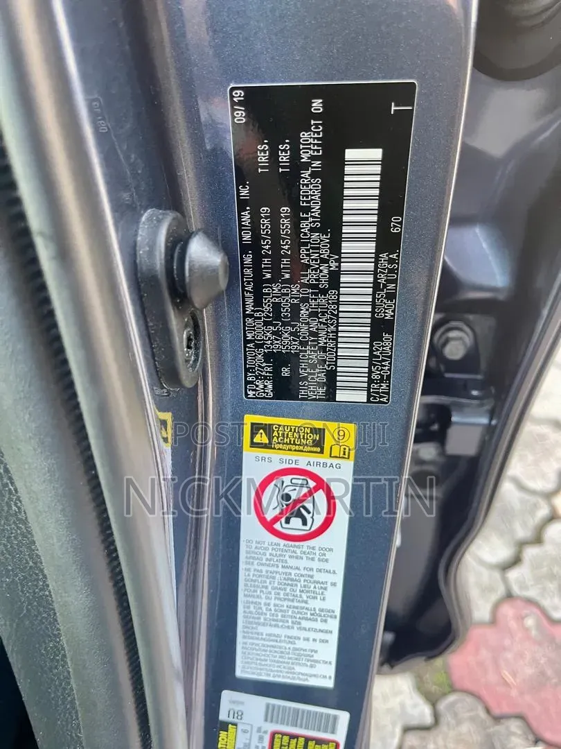 Toyota Highlander Limited 2019 Gray