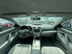 Toyota Camry 2011 Gray