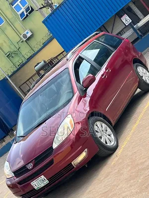 Toyota Sienna 2005