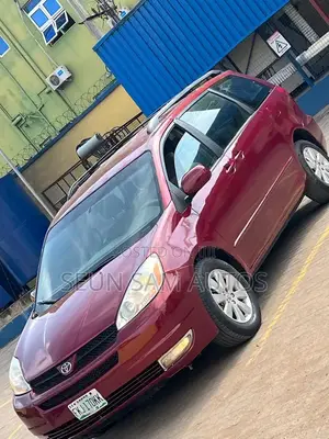 Toyota Sienna 2005