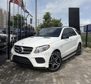 Mercedes-Benz GLE-Class AMG GLE 43 4MATIC 2017 White