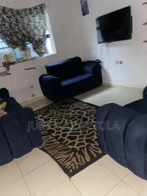 Full Set of Sofa Chairs - (3-Seater, 2-Seater, 2 Single Chairs)⁠