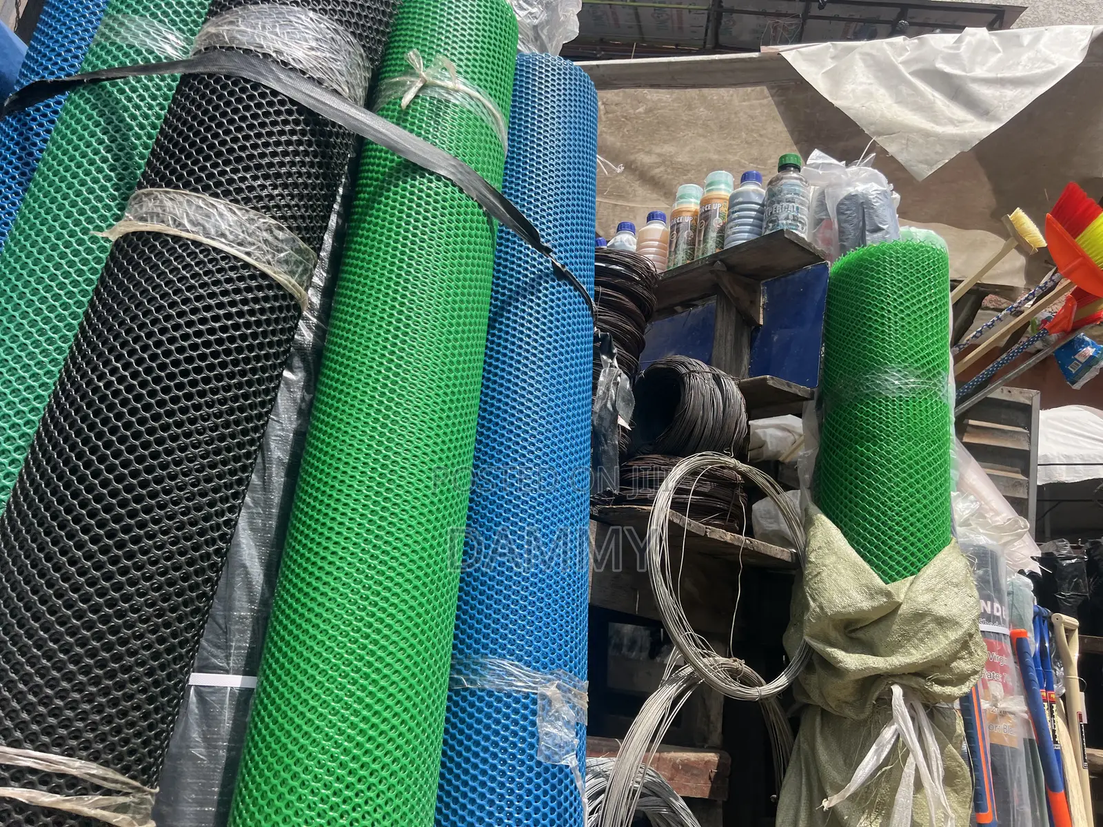 Heavy-Duty Plastic Mesh Wire