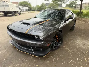 Dodge Challenger GT 2023 Gray