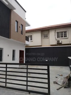 4bdrm Duplex in Phase 2 for rent