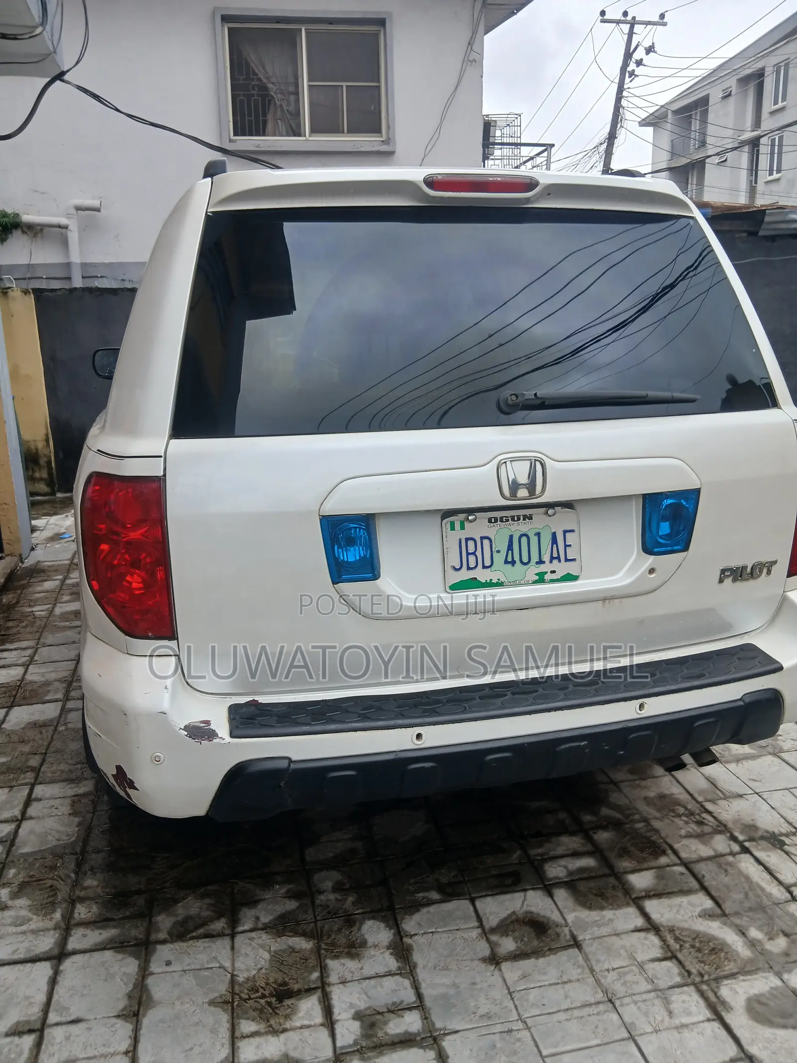 Honda Pilot 2005 White