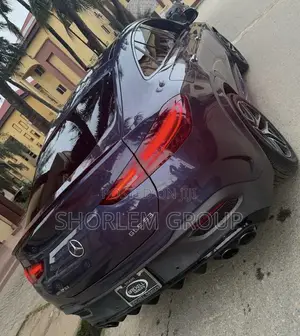 Mercedes-Benz GLE-Class 2024 Blue