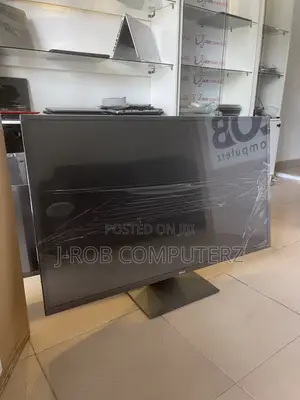 Dell P4317Q 43 Inches Monitor