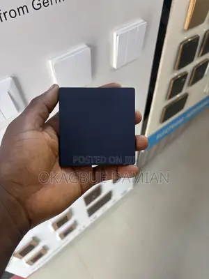 Vell Max Switch and Socket