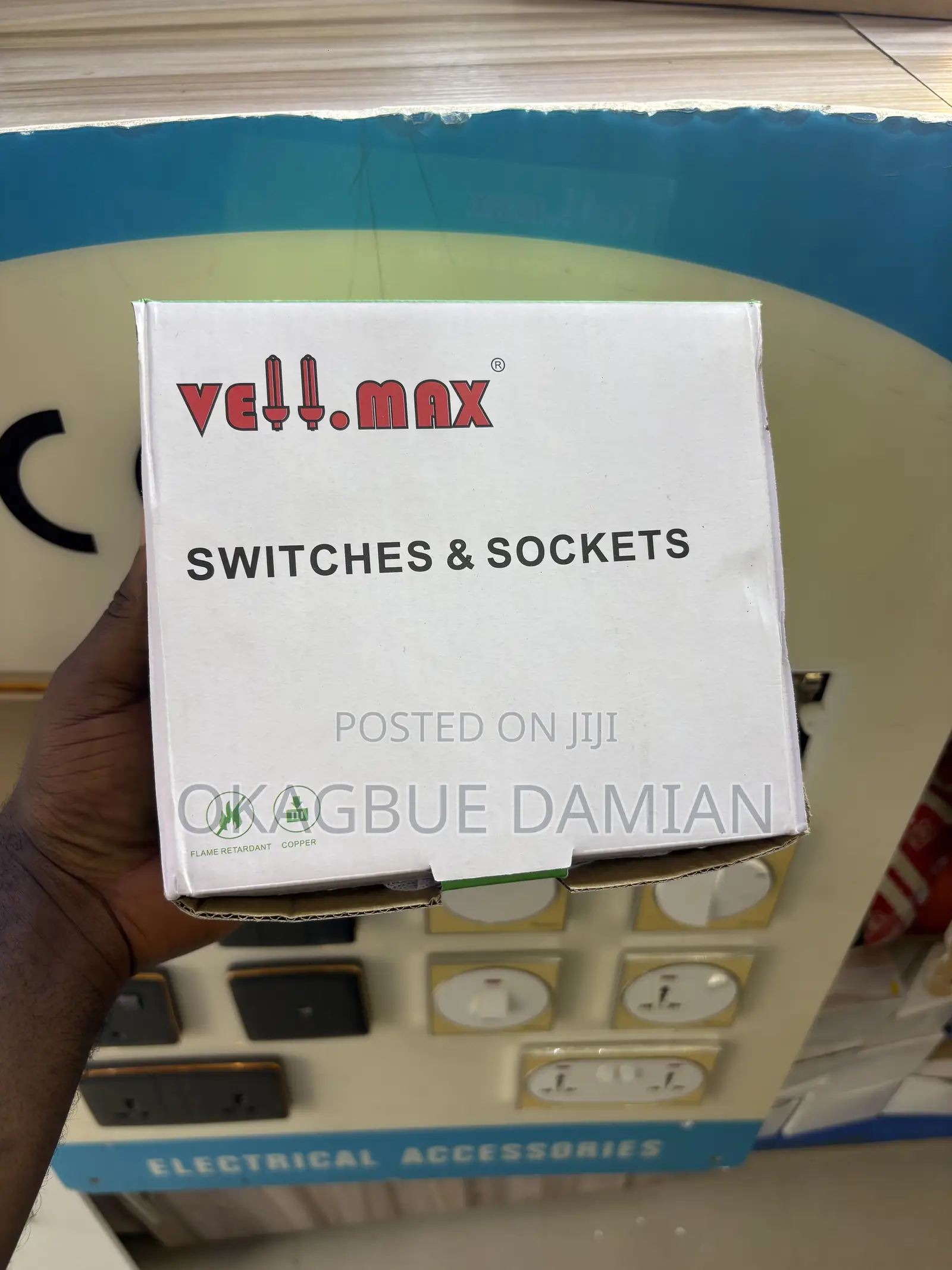 Vell Max Switch and Socket