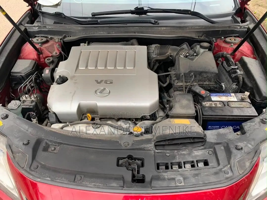 Lexus ES 2013 Red