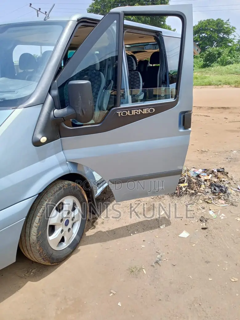 Ford Tourneo 2012 Grey