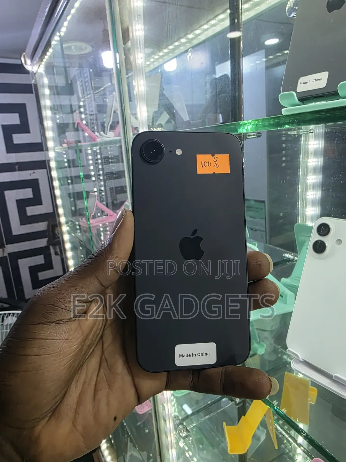 Apple iPhone 16e 128 GB Black