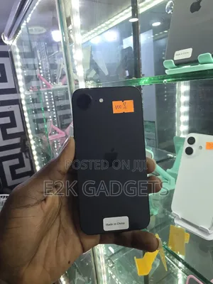 Apple iPhone 16e 128 GB Black