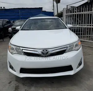 Toyota Camry L 4dr Sedan (2.5L 4cyl 6A) 2013 White
