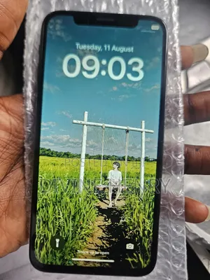 Apple iPhone X 64 GB Black
