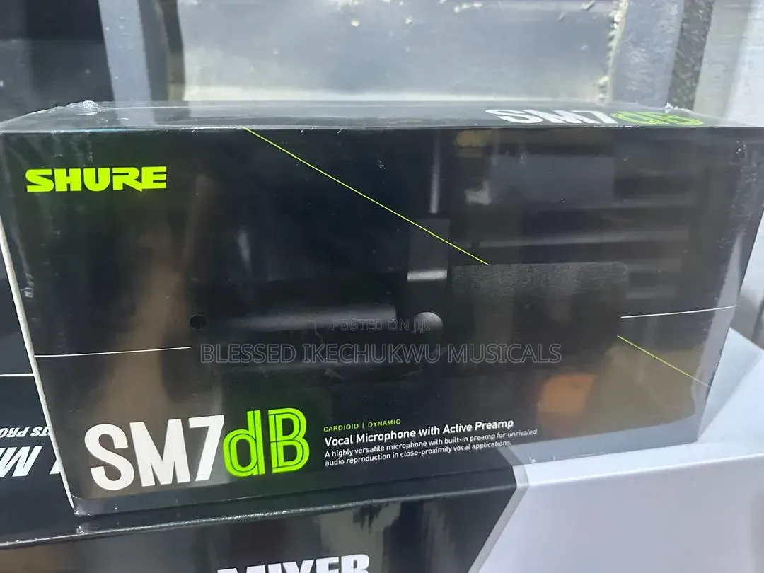 Shure Vocal Microphone SM7dB
