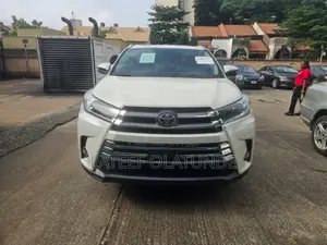 Toyota Highlander Limited Platinum 2019 White