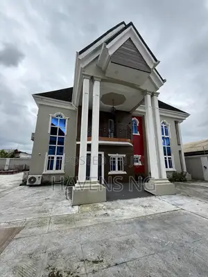 5bdrm Duplex in Obio-Akpor for sale