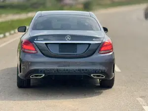 Mercedes-Benz C400 4Matic AWD Sedan (3.0L V6 7A) 2015 Gray