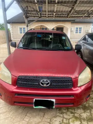 Toyota RAV4 2.4 2008 Red