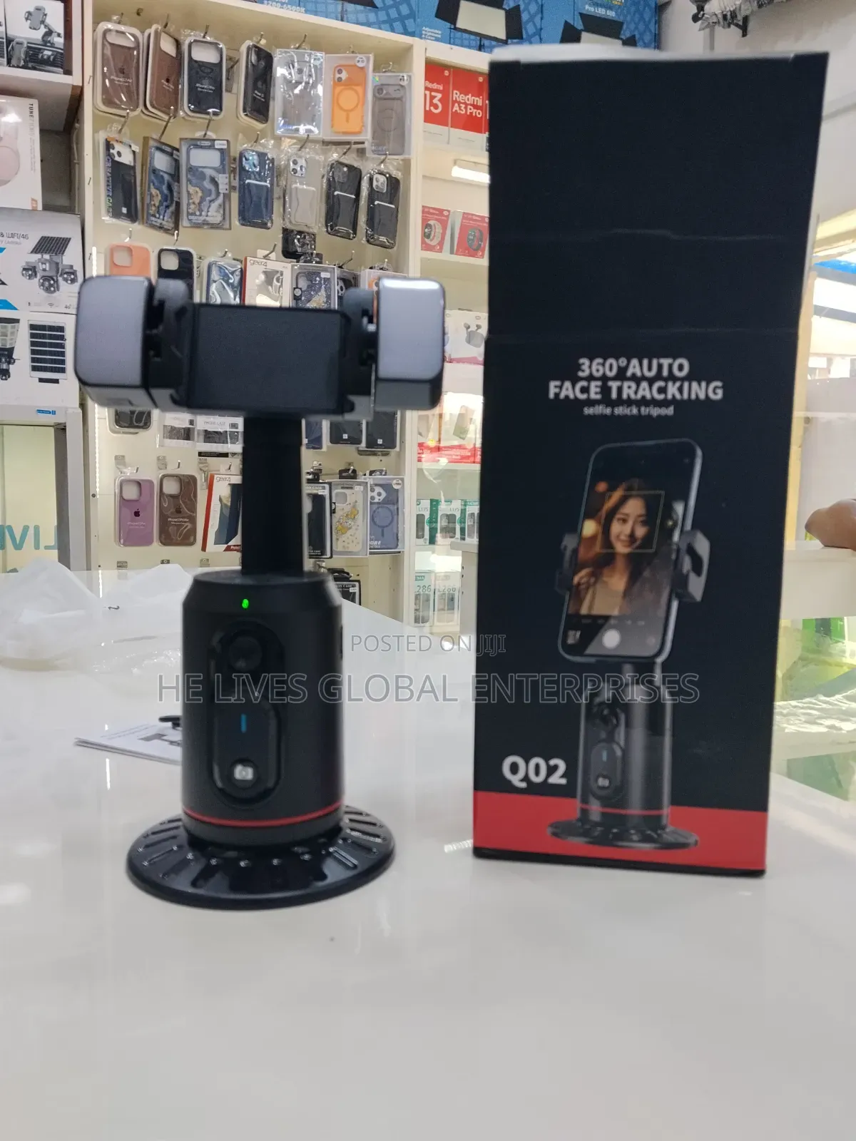 Q02 360' Auto Face Tracking With Lights