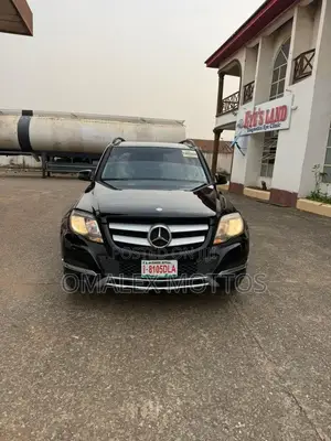 Mercedes-Benz GLK-Class 2013 Black