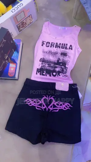 Bumshot and Crop Top
