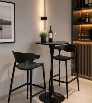 Quality Bar Table and Bar Chairs