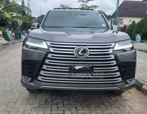 Lexus LX 600 2025 Gray