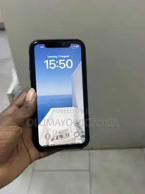 Apple iPhone XR 64 GB Gray