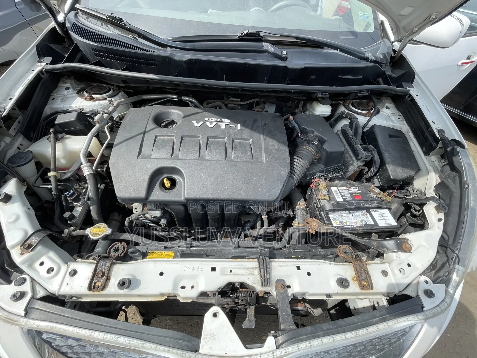 Pontiac Vibe 2009 White