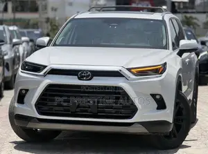 Toyota Highlander Limited 2025 White