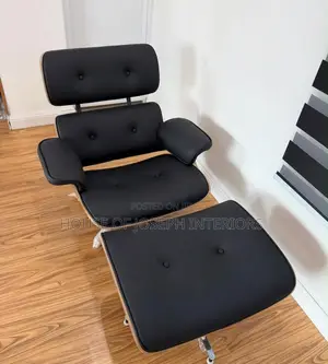 Eames-Style Lounge Chair