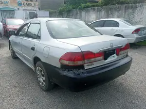 Honda Accord 2001 Gray