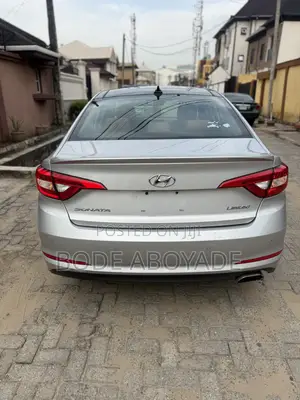 Hyundai Sonata Limited w/Brown Leather 4dr Sedan (2.4L 4cyl 6A) 2015 Silver