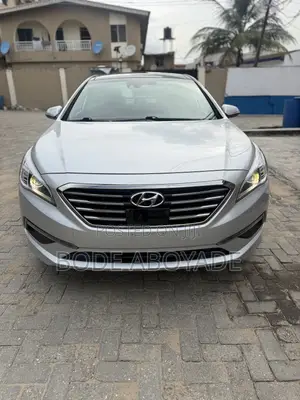 Hyundai Sonata Limited w/Brown Leather 4dr Sedan (2.4L 4cyl 6A) 2015 Silver