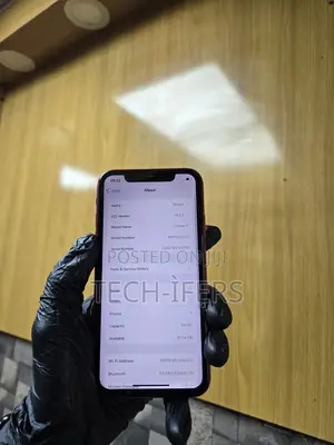 Apple iPhone 11 64 GB Red