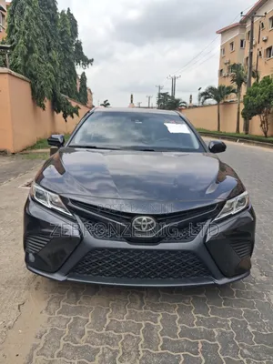 Toyota Camry 2019 Black