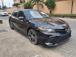 Toyota Camry 2019 Black
