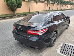 Toyota Camry 2019 Black
